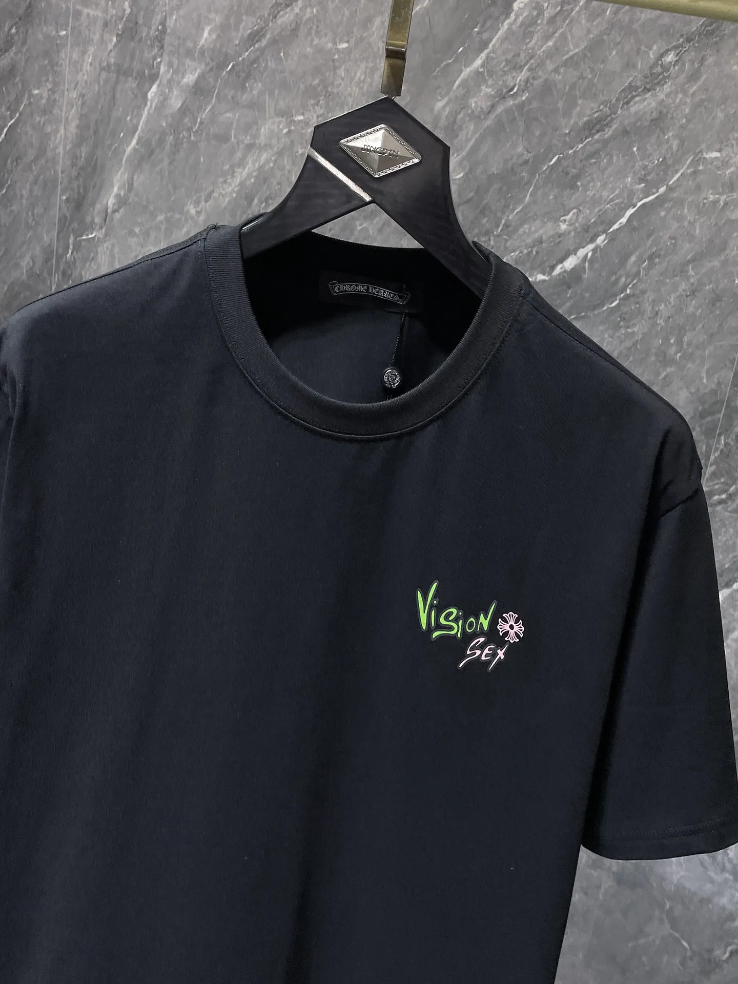 8958# Chrome Hearts 26ss g g logo 1 1 ：Black White Sizes：S、M、L、XL.